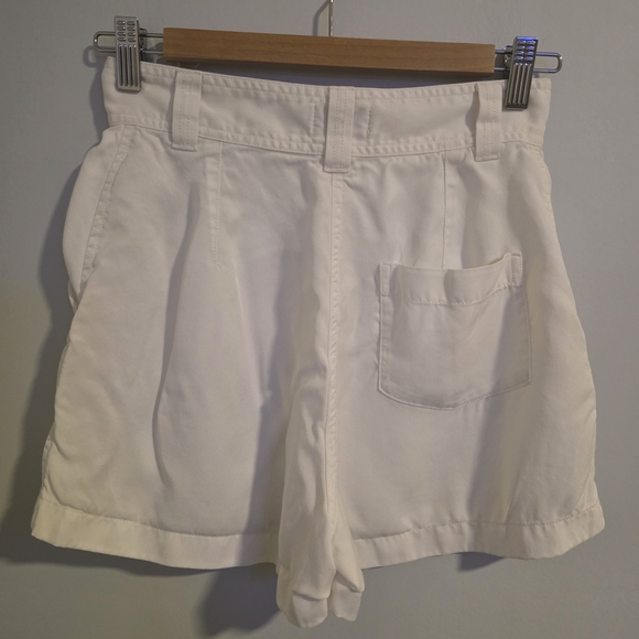 Wilfred Free White Women's Shorts Sz 2 - Picture 3 of 9